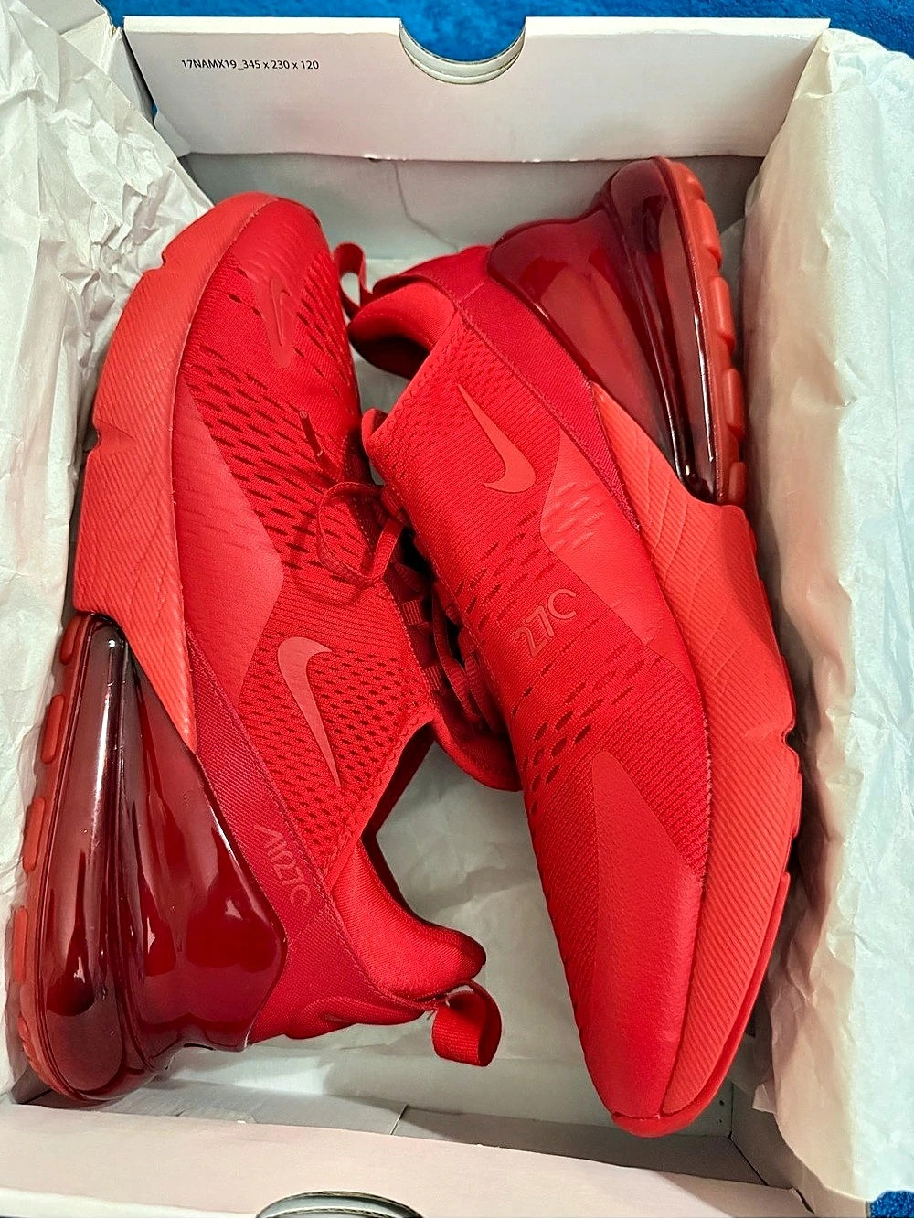 Like New Nike Air Max 270 “Triple Red” sneakers in Men's size US 12